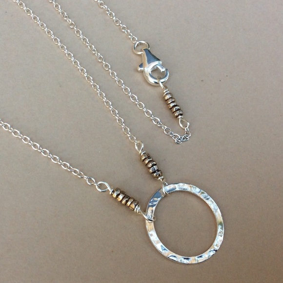 Artisan handcrafted Sundance charm silver 925 Necklace - Picture 5 of 9